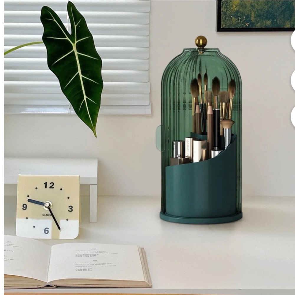 Green Makeup Brush Holder with Gold Accent